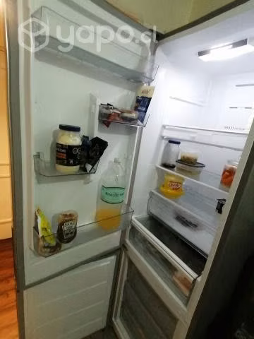Refrigerador sin detalles