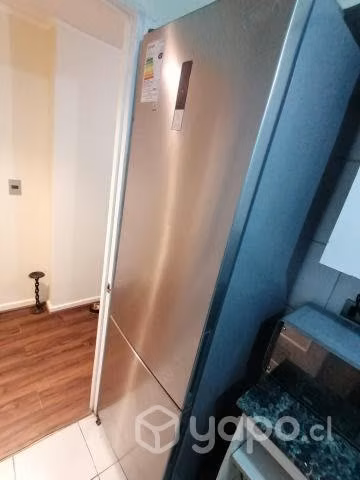 Refrigerador sin detalles