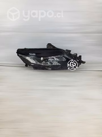 Óptico rh Mitsubishi Montero Sport 2021