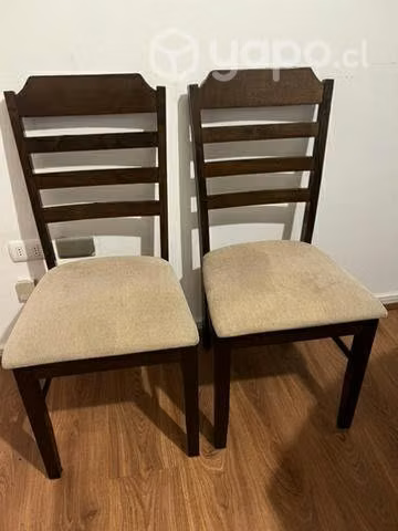 Sillas de madera