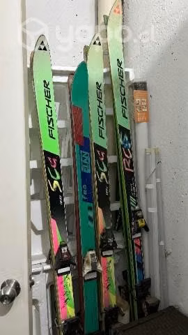 Lote de 4 pares de ski