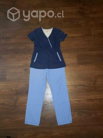 Trajes clínicos - Imagen 2