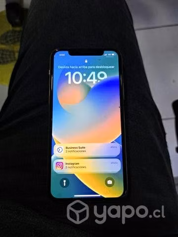 IPhone 11 Pro con caja y cargador