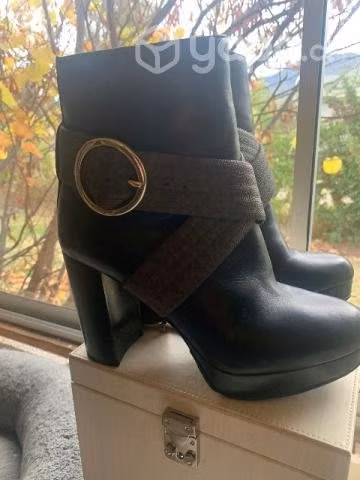 Botines MK nuevos originales