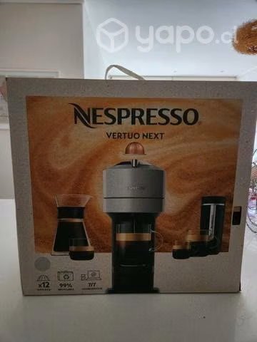 Cafetera Nespresso Vertuo Next + cápsulas (NUEVA!)