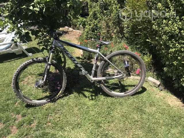 Bicicleta Scott Scale 40