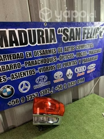 Foco trasero derecho Jeep Cherokee