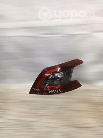 Foco trasero rh Peugeot 