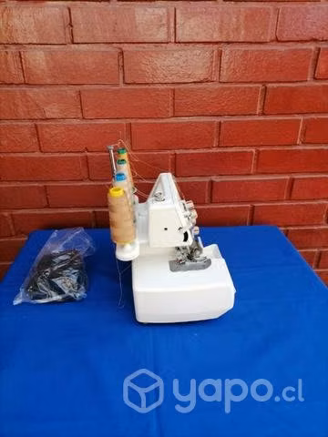 Maquina Coser Overlock Toyota