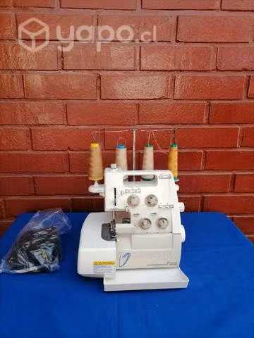 Maquina Coser Overlock Toyota