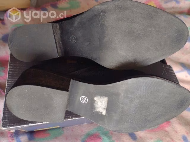 Puntillas de Cuero marca UMBRALE