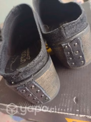 Puntillas de Cuero marca UMBRALE