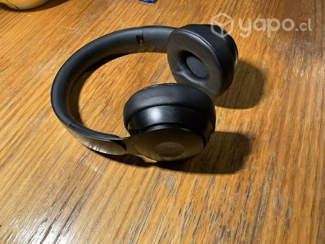 Beats Solo Pro