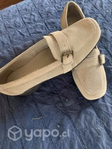 Zapato gamuza color beige, talla 38 - Imagen 5