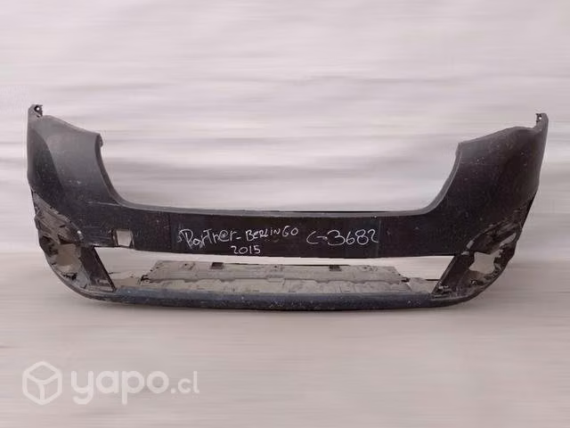 Parachoque delantero Peugeot Partner 2015