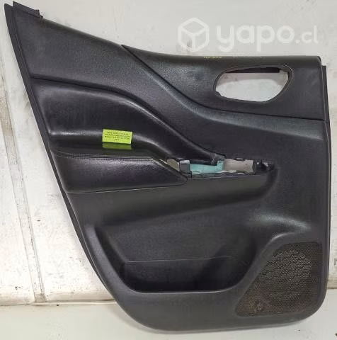 Tapiz Puerta Trasera Izquierda (NNE009) Nissan NP3