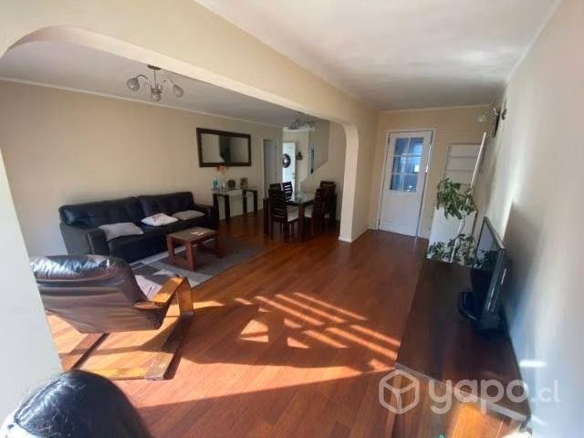 Casa en Los Ángeles condominio cerrado