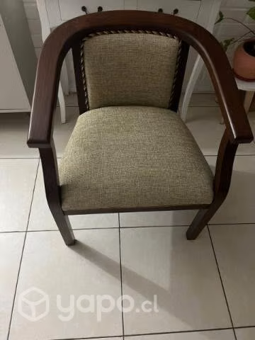 Sitial de madera impecable