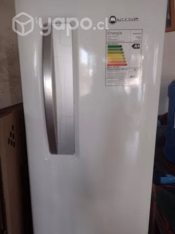 Congelador Mabe y refrigerador Mademsa