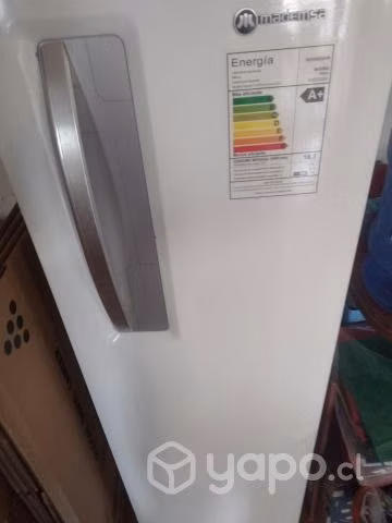Congelador Mabe y refrigerador Mademsa