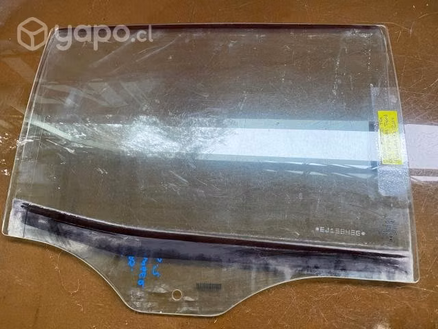 Vidrio original puerta trasera der Ranger 3.2 2014