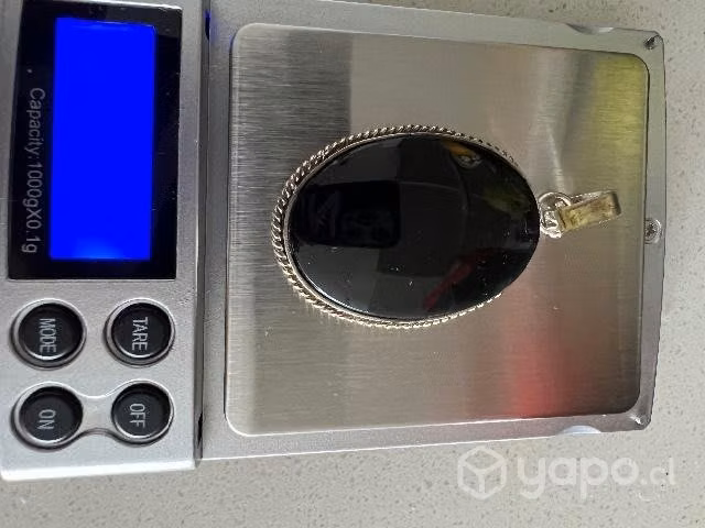 Medalla plata 950 con obsidiana
