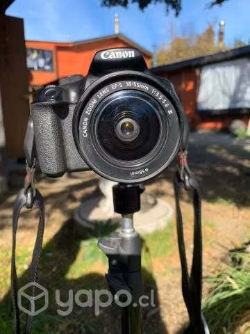 Canon EOS 1300 D