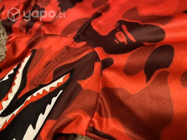 Poleron Bape Rojo Con Bolsillo Talla S - Imagen 3
