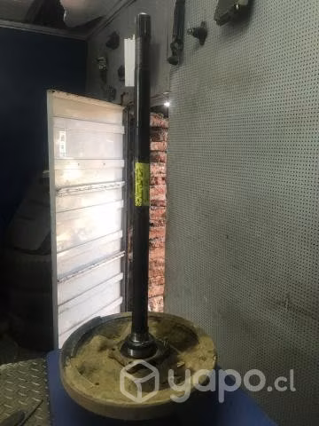 Eje trasero izquierdo mitsubishi L200 2007 al 2015