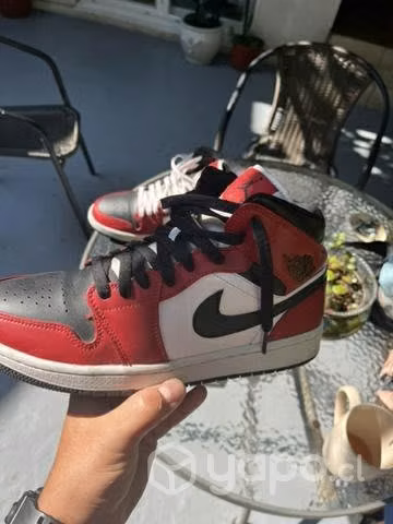 Jordan 1 8,5 US chicago black toe Orginal