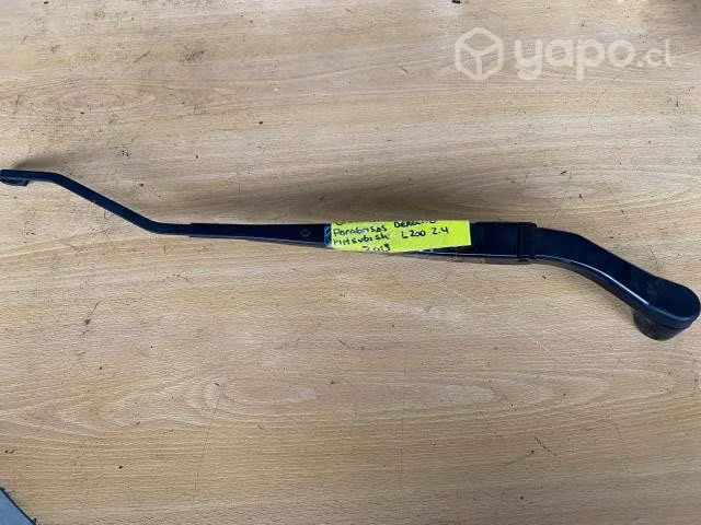 Brazo limpia parabrisas der Mitsubishi L200 2019