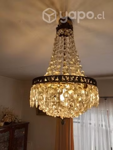 Lampara antigua de broce y ágrimas
