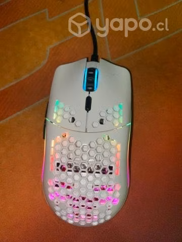 Glorious Model o- minus