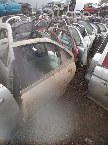 Peugeot 406 puerta trasera izquierda envio regs