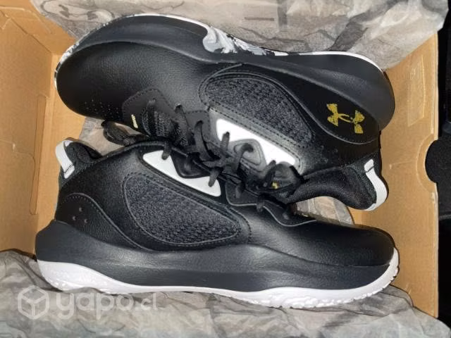 Zapatillas UnderArmour Lockdown 42