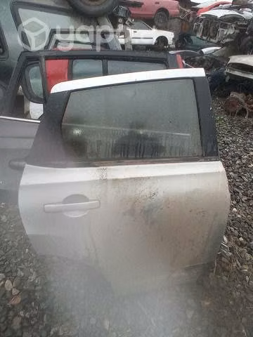 Toyota rav 4 2015 puerta trasera derecha manilla