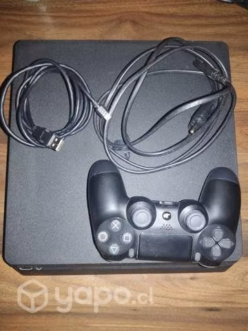 Ps4 slim 2 juegos digitales y 1 mando