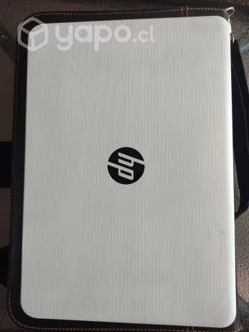Notebook HP modelo 14-AM071LA semi-nuevo