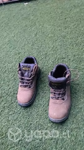 Zapato de seguridad 43