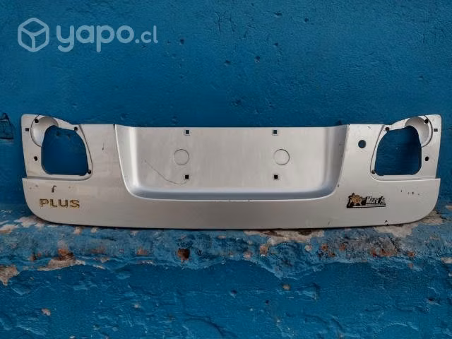 Moldura de maleta Chevrolet Corsa plus 2003-2008