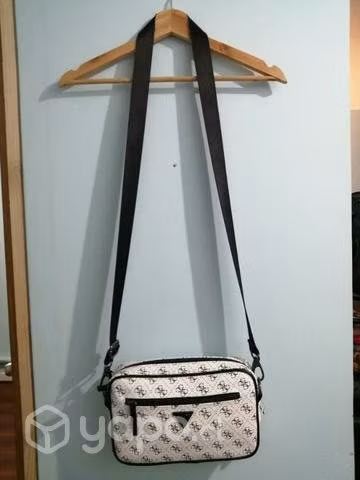 Crossbody guess