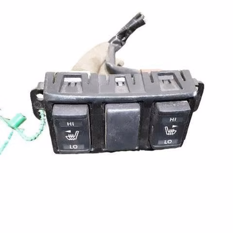 Boton de calefaccion de asientos nissan np300 2019