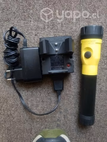 Linterna streamlight polystinger led