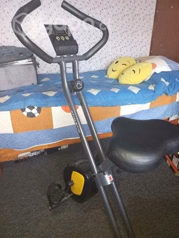 Bicicleta estatica plegable