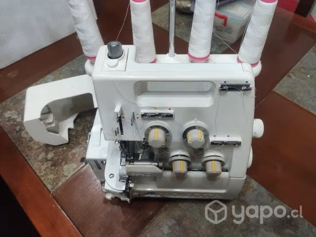 Overlock toyota nueva
