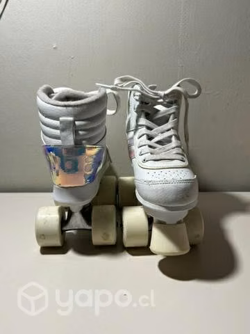 Patines 4 ruedas n33