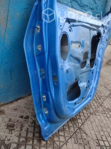 Puerta trasera der Nissan Sentra 2021-2023