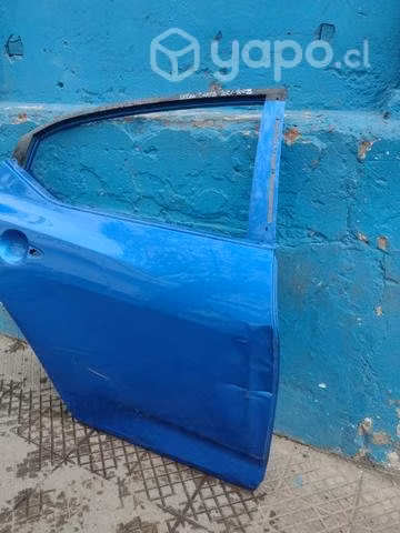 Puerta trasera der Nissan Sentra 2021-2023