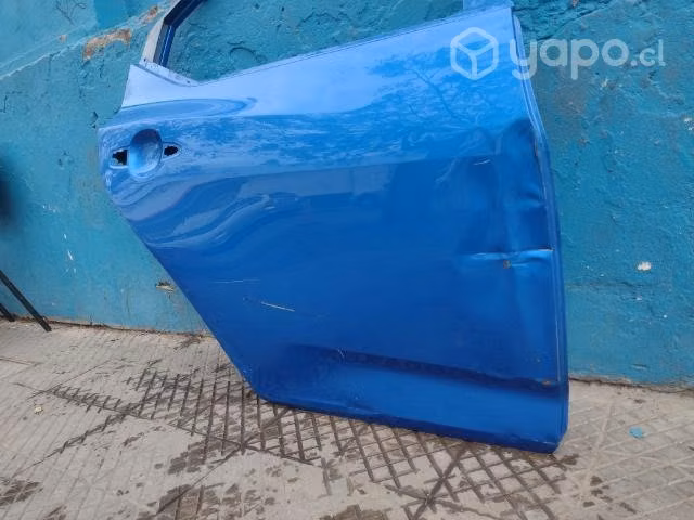 Puerta trasera der Nissan Sentra 2021-2023