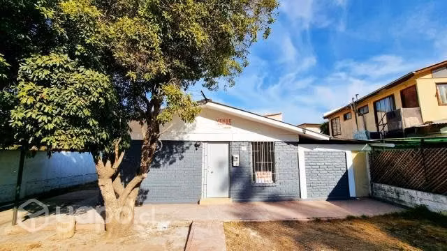 SE VENDE CASA LA FLORIDA 6100 UF / 235m2 totales